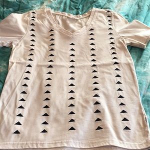 Bohme creme with black triangles vneck cotton XS
